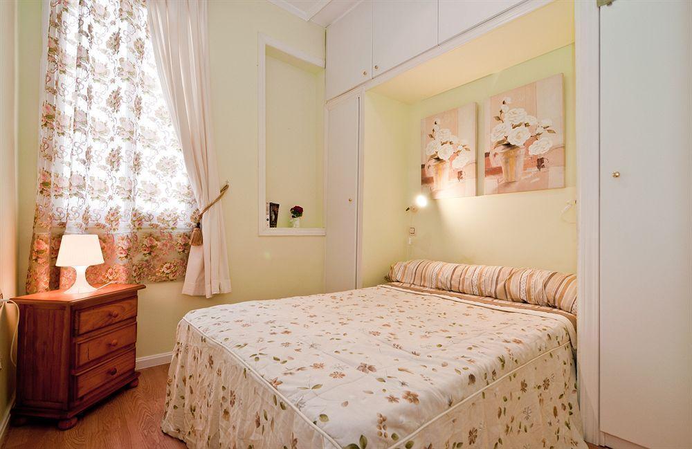 Apartamentos Aqui Me Quedo Мадрид Екстер'єр фото