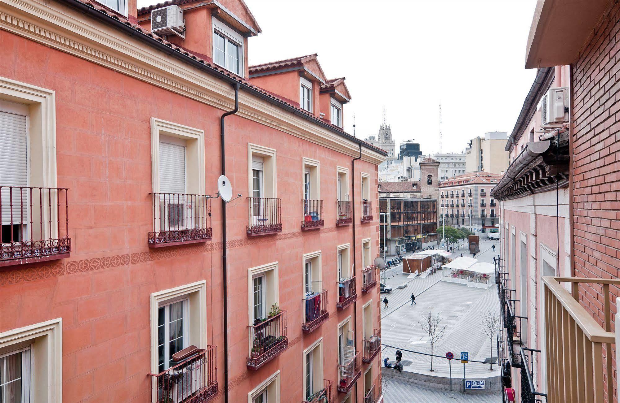 Apartamentos Aqui Me Quedo Мадрид Екстер'єр фото