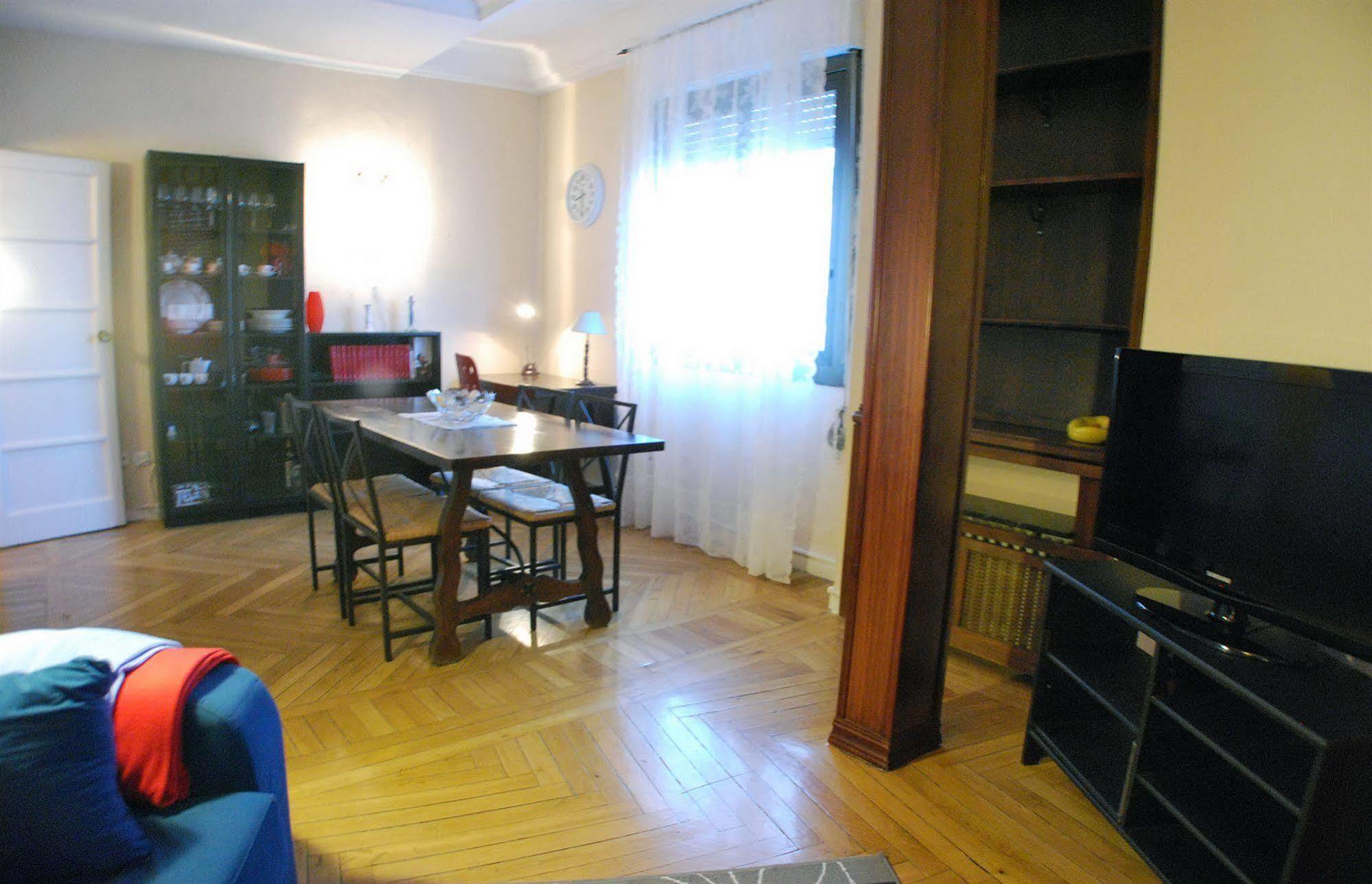 Apartamentos Aqui Me Quedo Мадрид Екстер'єр фото