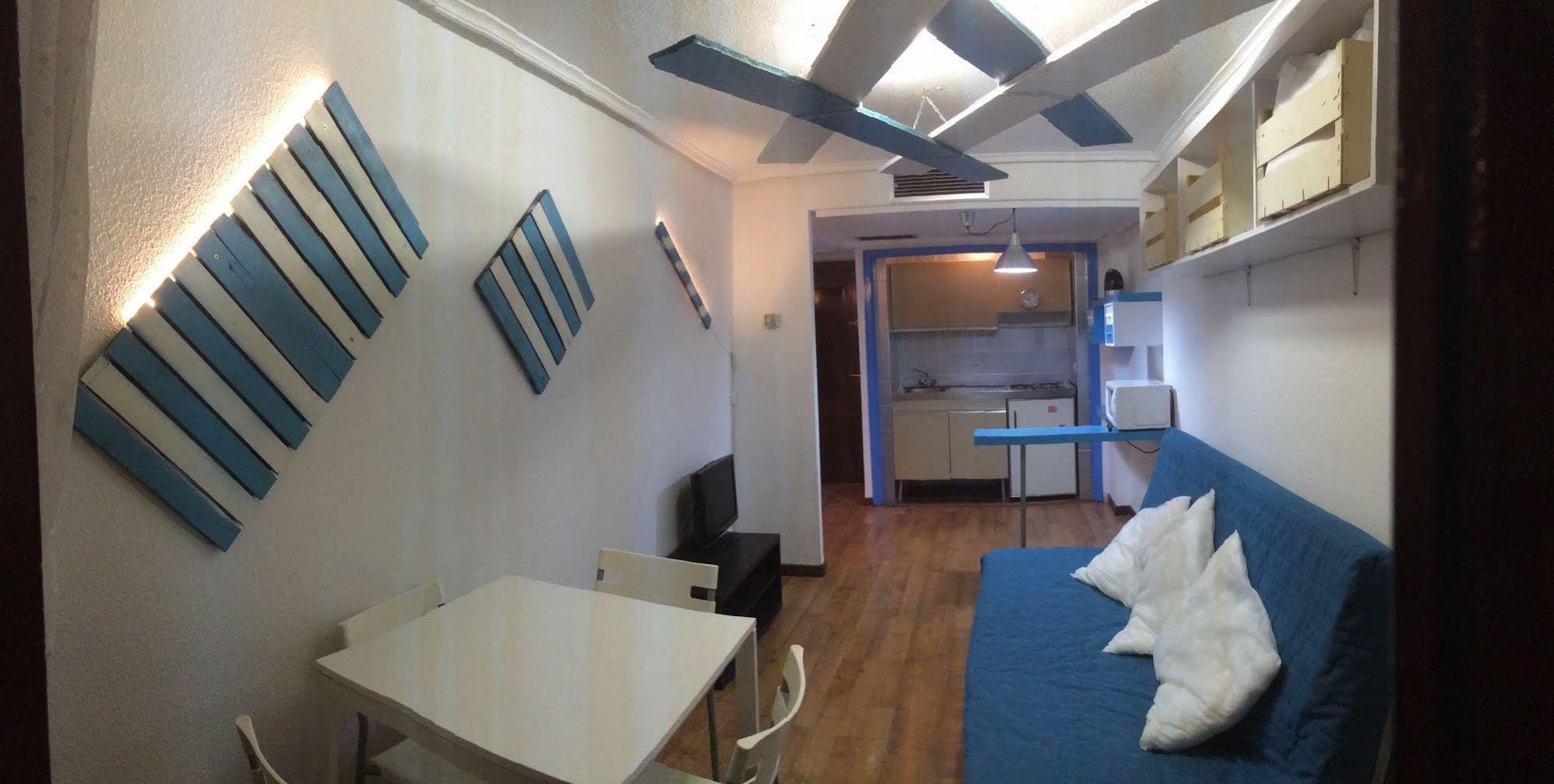 Apartamentos Aqui Me Quedo Мадрид Екстер'єр фото